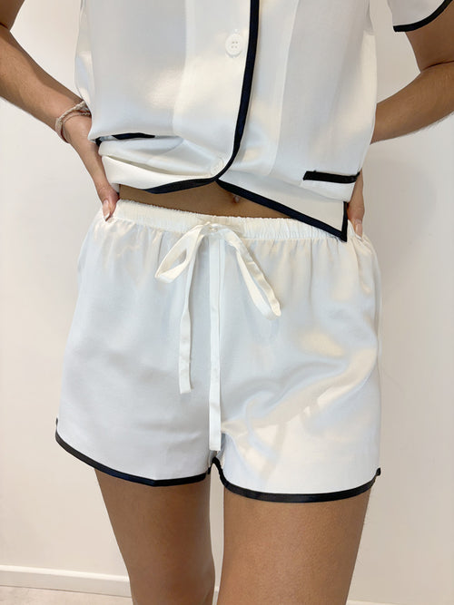 short de pyjama en soie blanc 