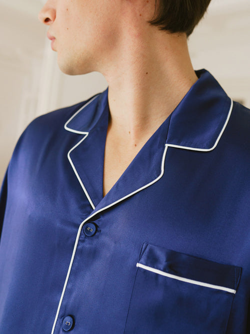 chemise de pyjama en soie homme bleu 